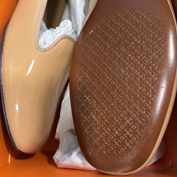 Authentic Tory Burch Flats - Picture 10 of 13